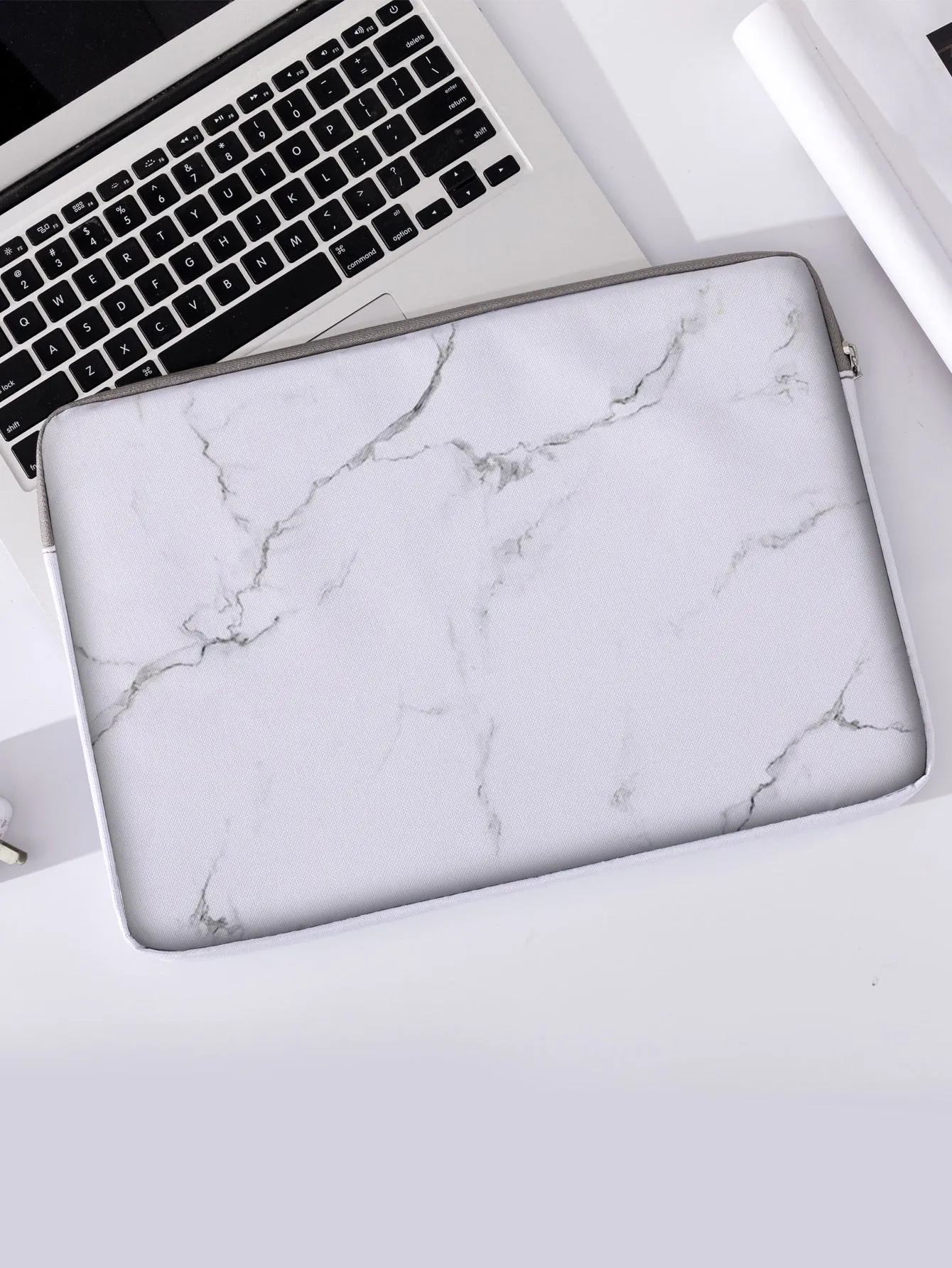 14 Inch Marble Pattern Laptop Bag