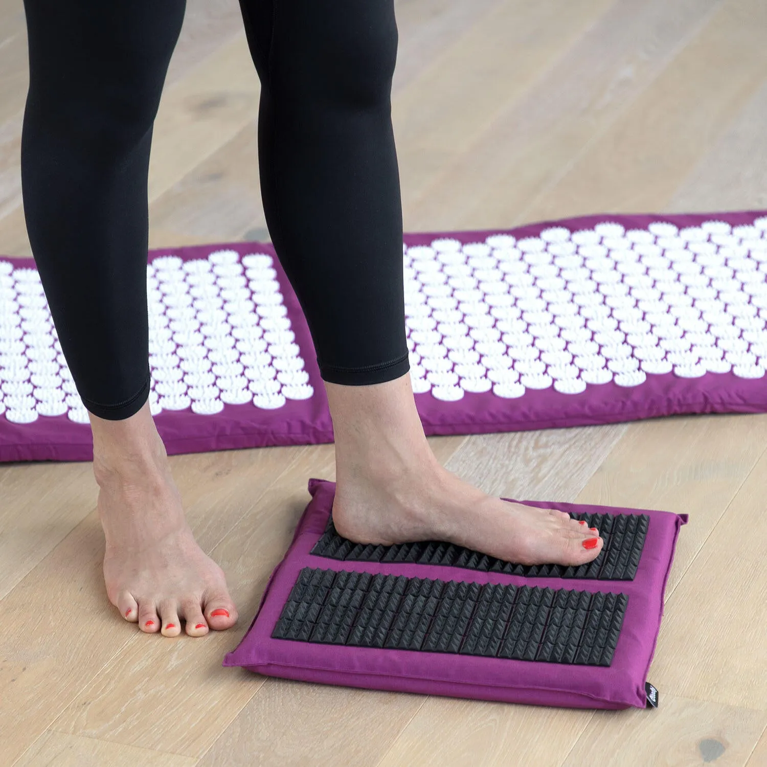 Acupressure set Vital DELUXE eggplant, mat with pillow SPIKY doormat and BODHI bag, eggplant