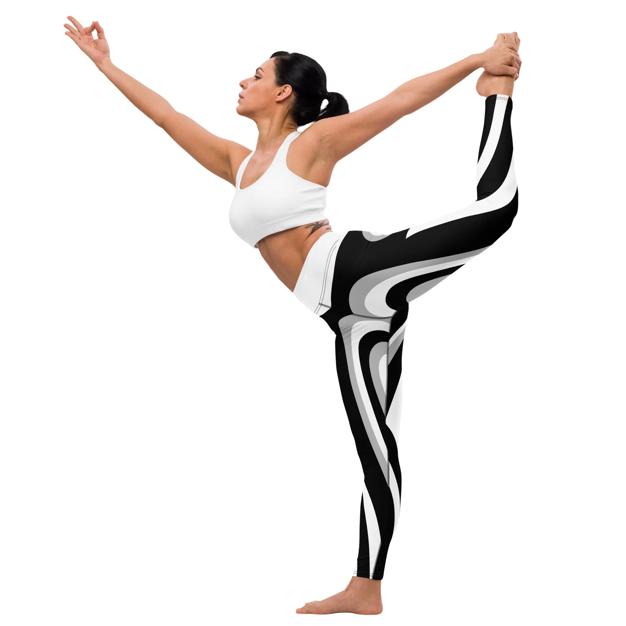 Black & White Heart Shaped Tunnel Yoga Leggings