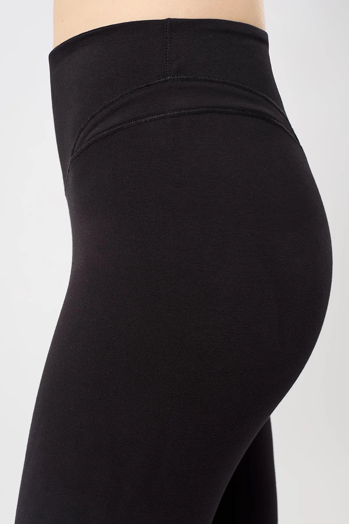 Cropped Yoga Pant (Black), GOTS