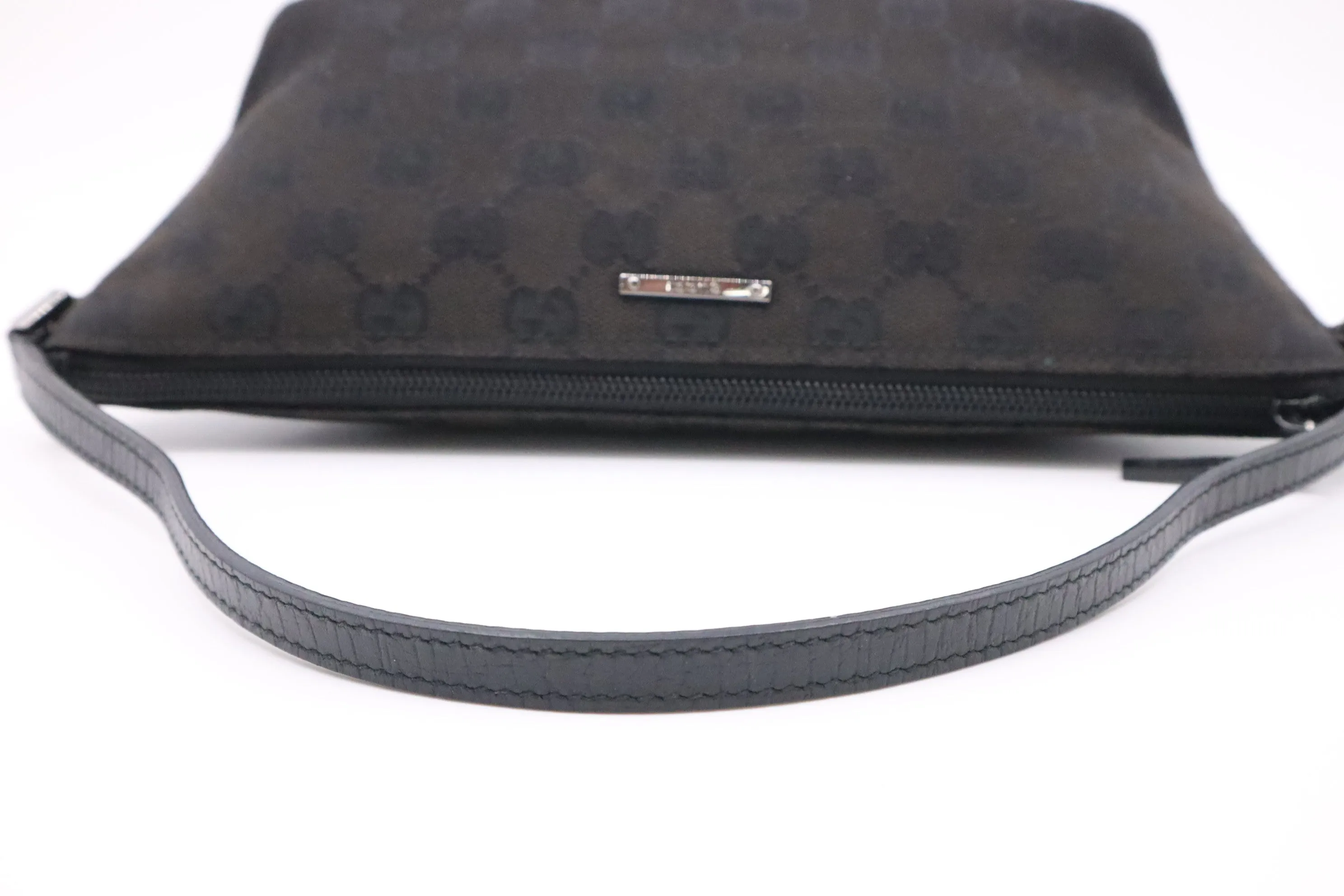 Gucci Boat Bag in GG Black Canvas