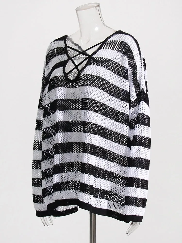 Knitting Hit Color T Shirts For Women Round Neck Long Sleeve Hollow Out Striped T Shirt Female Fashion Clothing