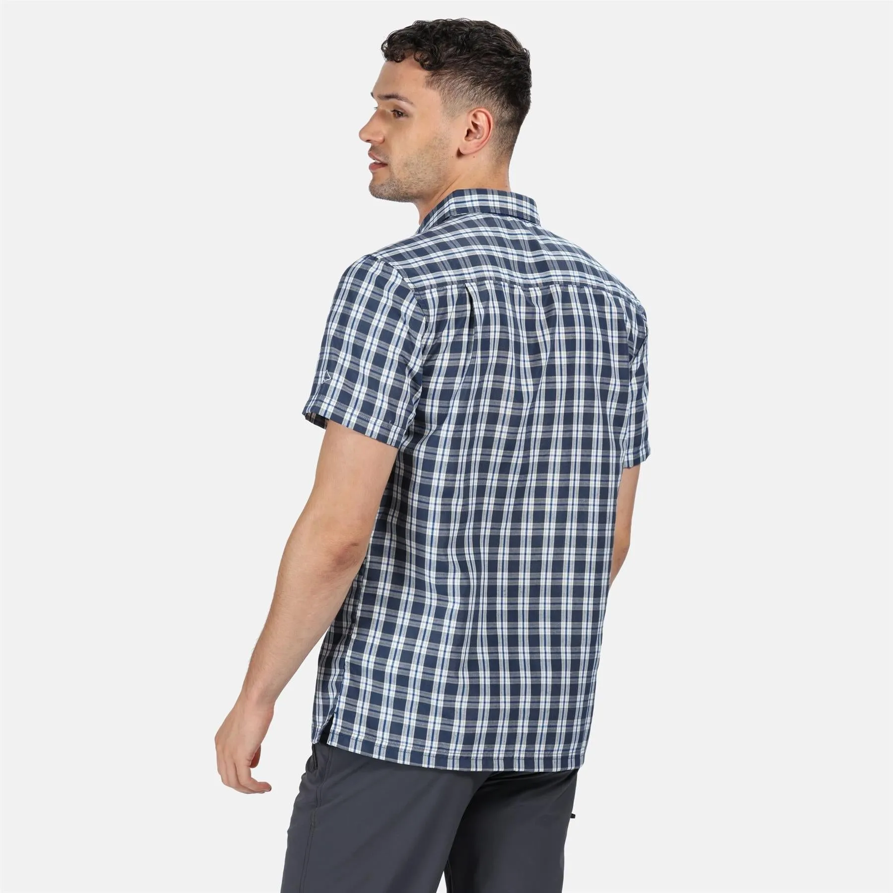 Regatta Mens Mindano V Check Short Sleeve Shirt