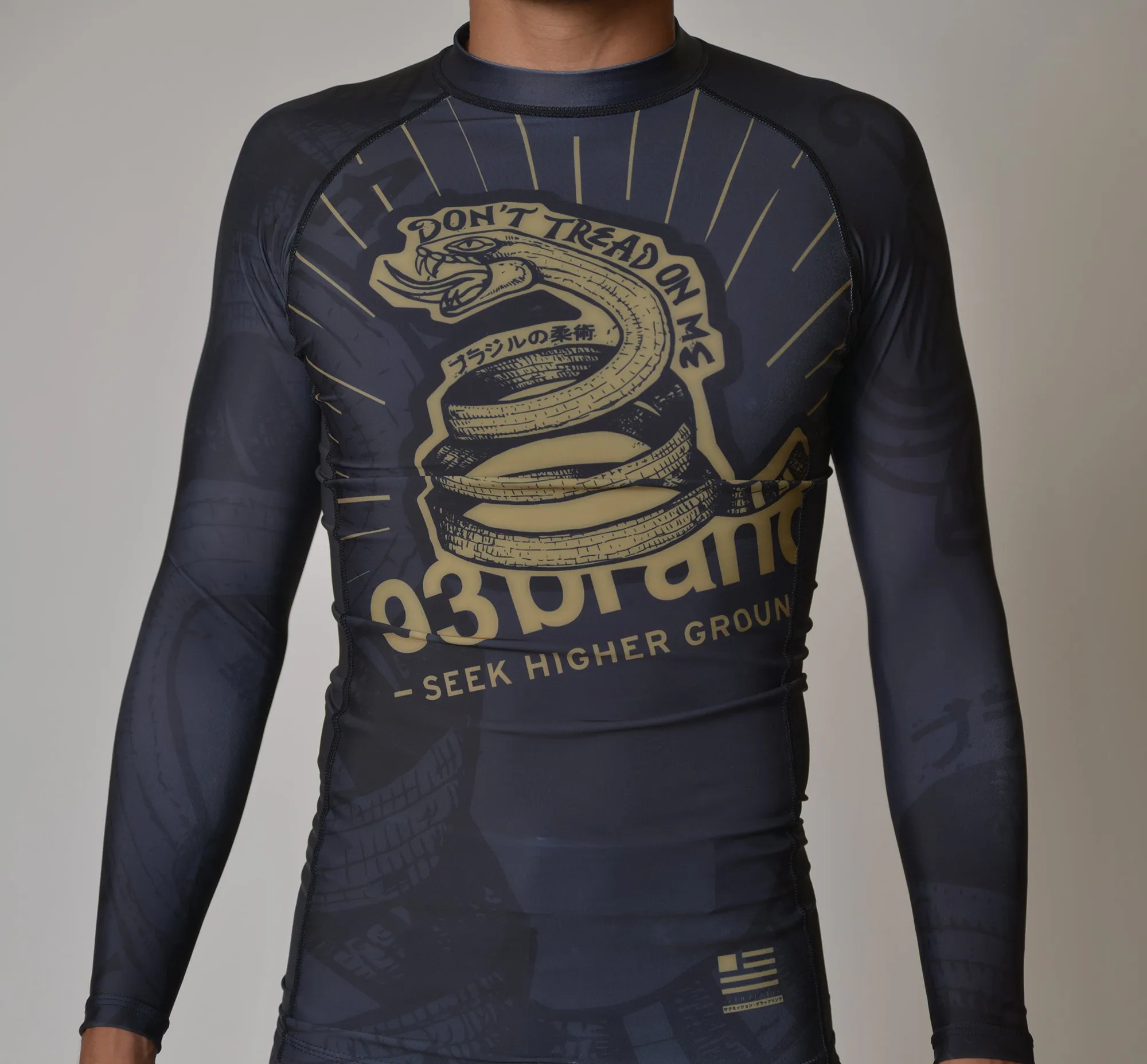 STRONG SNAKE Long-Sleeve Rash Guard