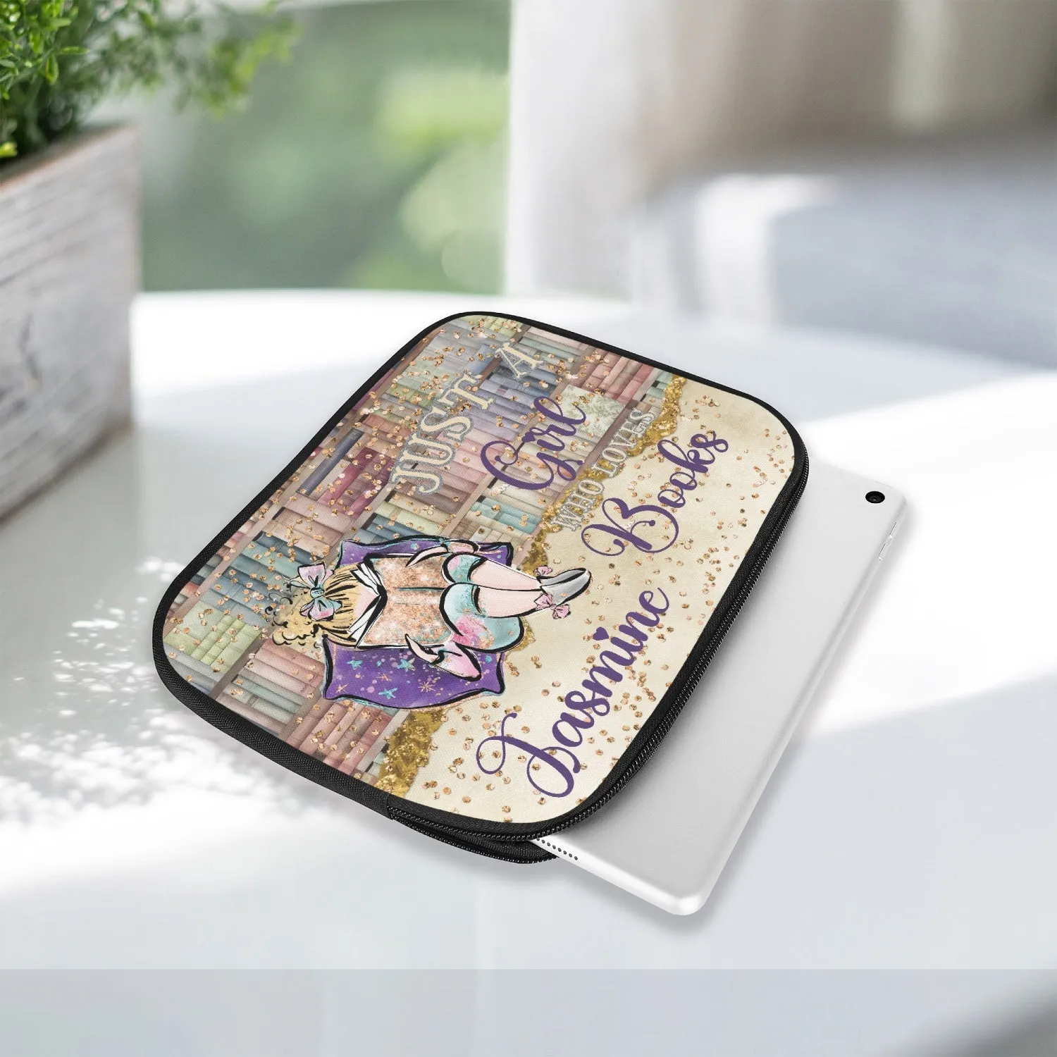 Tablet Sleeve - Just a Girl Who Loves Books, Blonde Hair