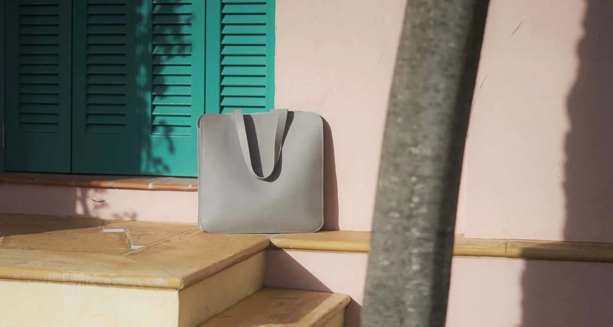 The 3L Sea Lavender Laptop Tote Bag