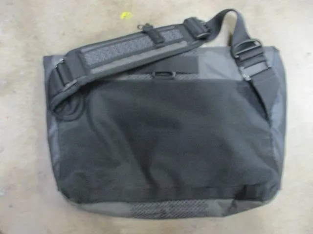 Used Timbuk2 Messenger Bag